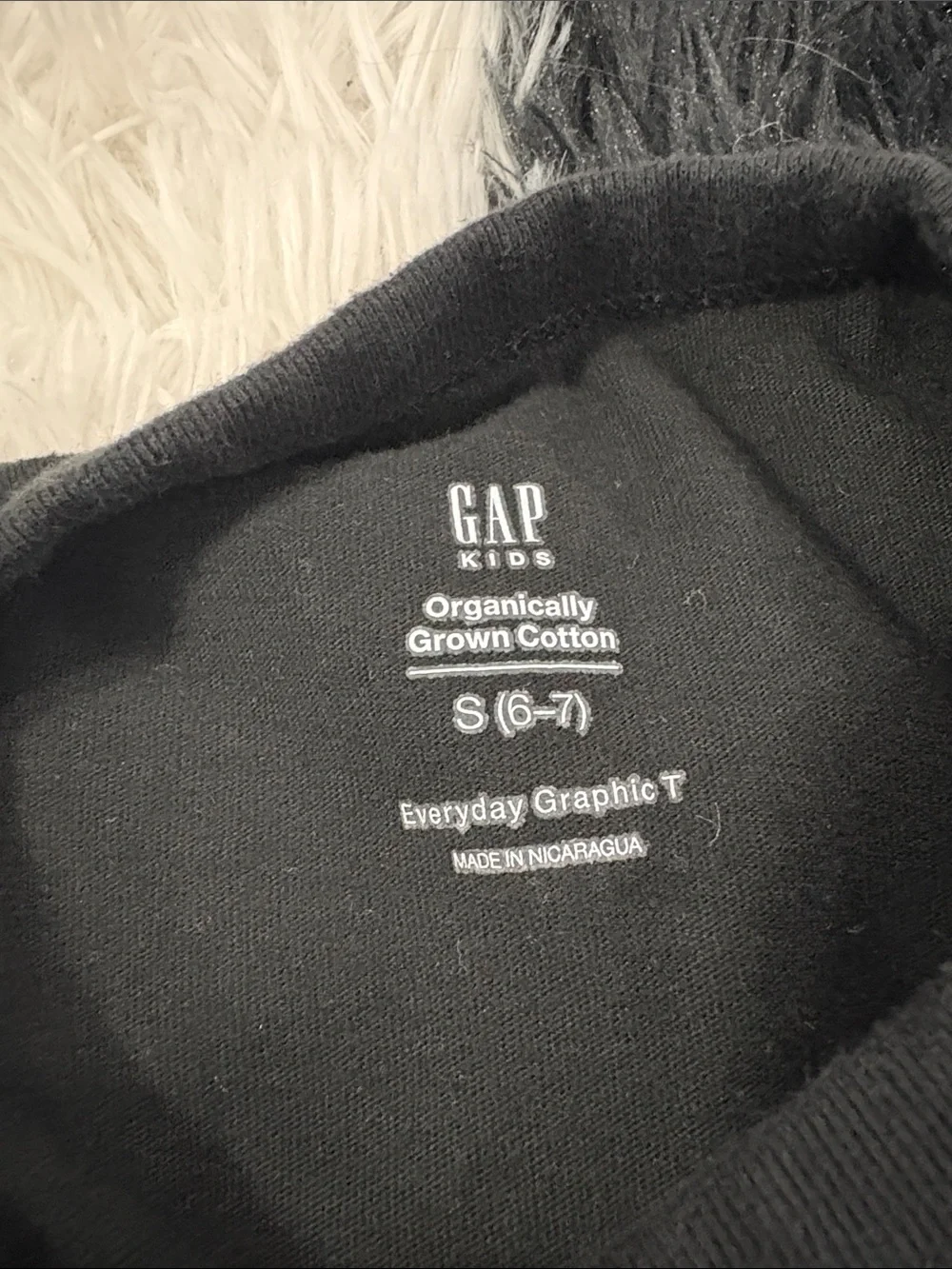 GAP Black Short-Sleeve Graphic Tee with Blue & White Shark